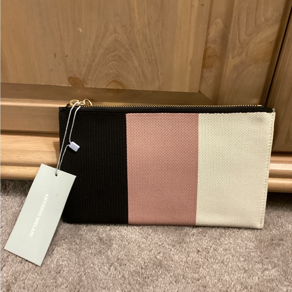 Large Wristlet - Picture 2 of 4